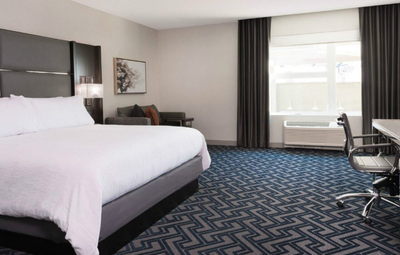 Hilton Garden Inn Foxborough Patriot Place Exterior photo